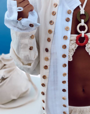 חולצת בייס כפתורים