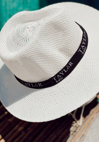 כובע- טיילור רוז