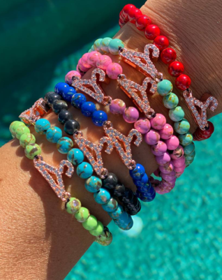 שלאגר סטייל- צמידים ושרשראות בשלל צבעים