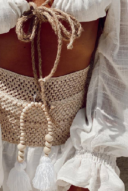 טיילור לוק לבן- טופ