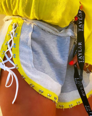 מכנס שורט- צהוב אפור