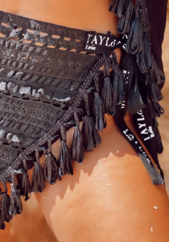 ביץ' וואר פרנז משי שחור- פראו