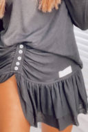 חצאית שחורה