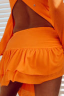 חצאית כתומה