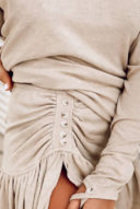 חולצה בייסיק כתף אחת- אבן