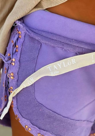 שורט קרסים- סגול לילך