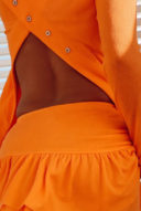 חולצה בייסיק וי כתומה