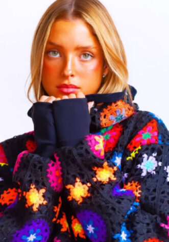 סריג קלוע שחור