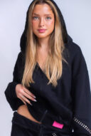 סט ניטים שחור