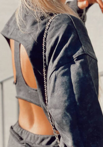 גופיה וקפוצון שחור