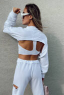 גופיה וקפוצון לבן