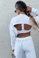 גופיה וקפוצון לבן