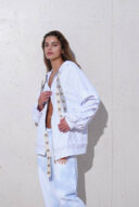 קפוצון קרעים רוכסן לבן סאני