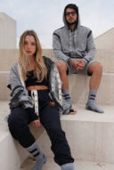 שורט קרעים שחור אפור גבר